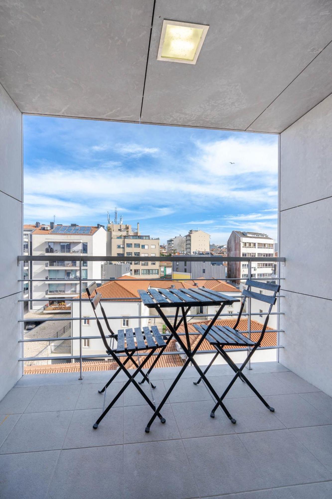 Cedofeita Sunny Apartment - Balcony & Parking Porto Exterior photo
