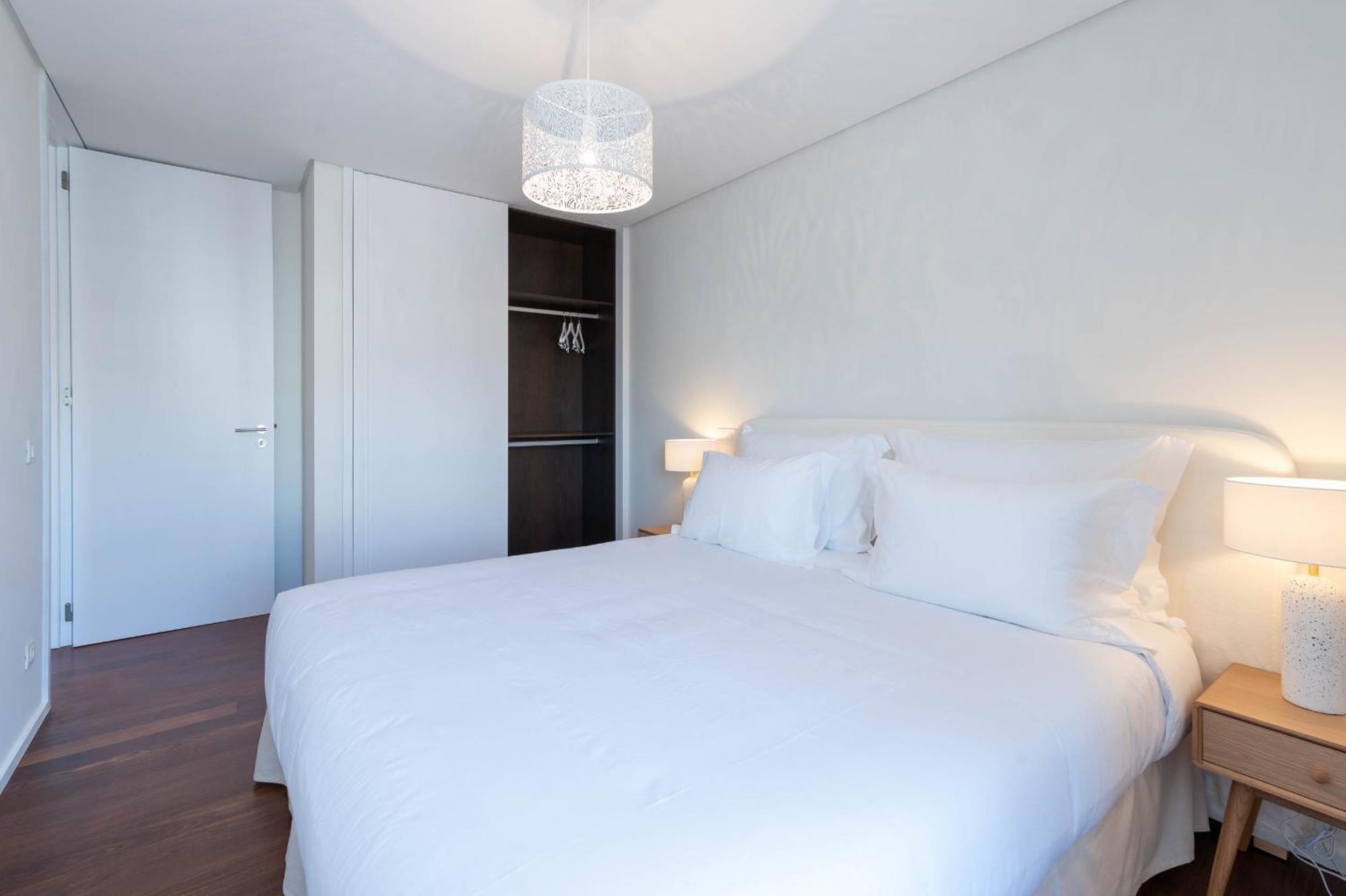 Cedofeita Sunny Apartment - Balcony & Parking Porto Exterior photo